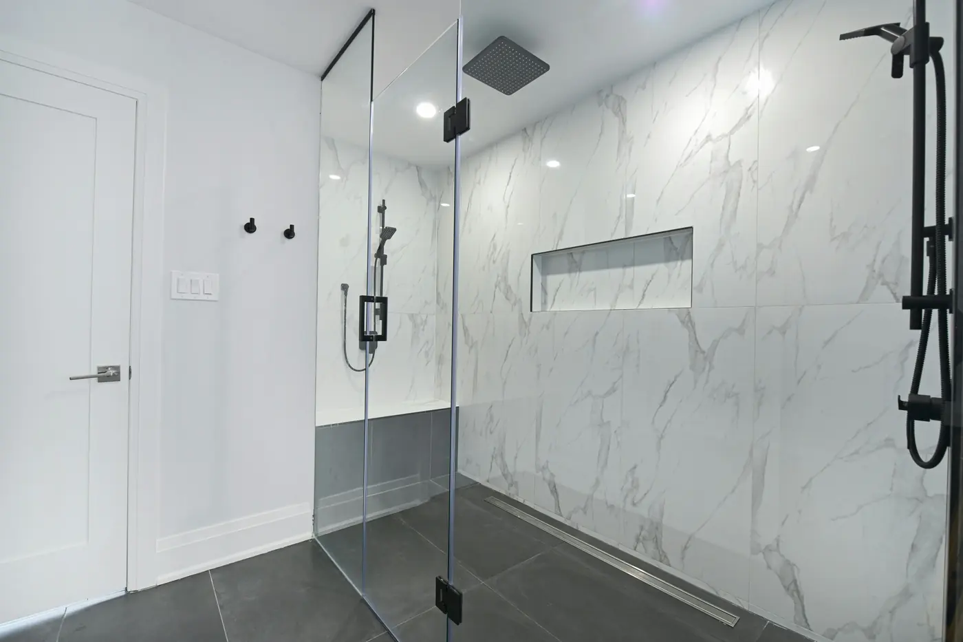 Bathroom Tiling project by Asa's Construction